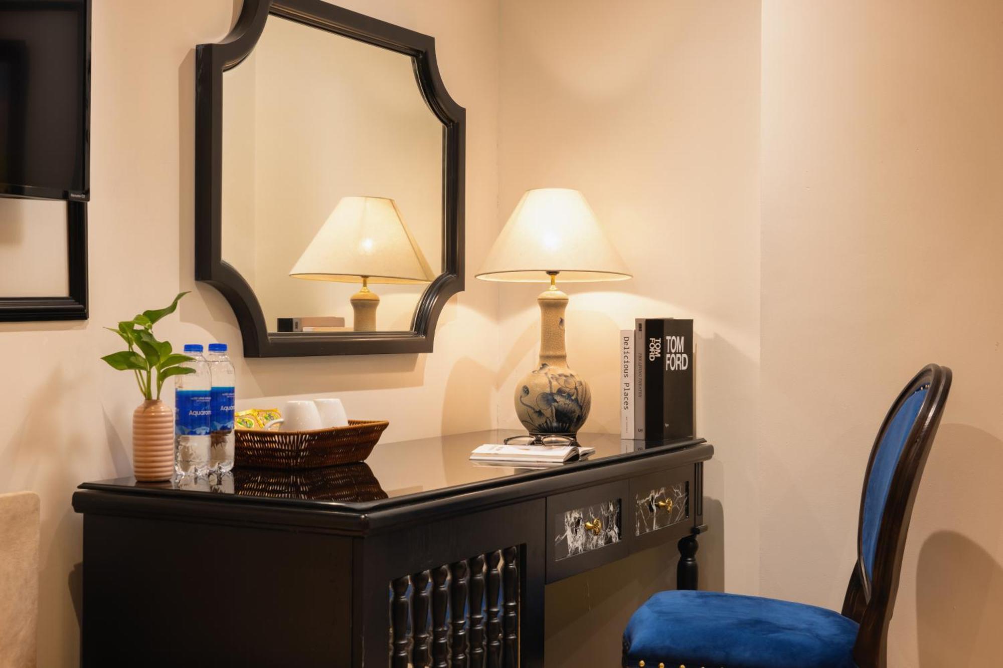 Calista Trendy Hotel & Spa Hanoi Exterior photo