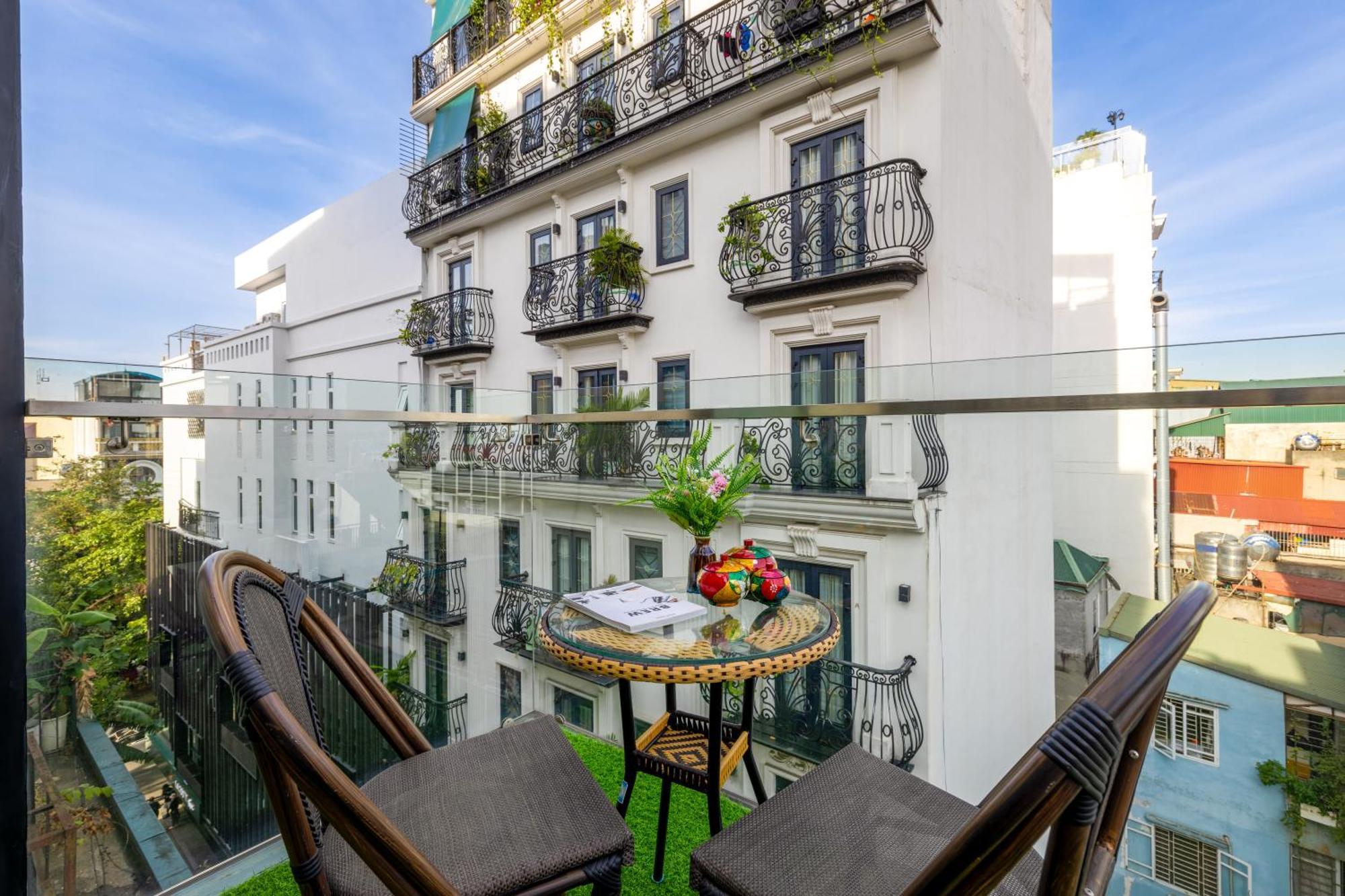 Calista Trendy Hotel & Spa Hanoi Exterior photo
